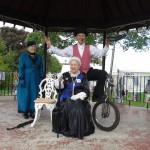 victorian themed juggling show