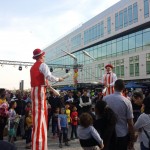 stilt-walking-jugglers