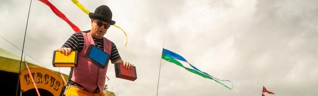 juggler at circus workshop